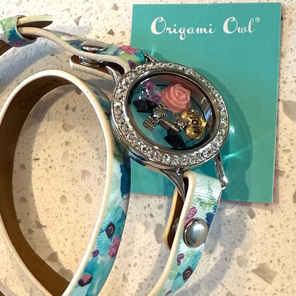 New Origami Owl Floral Wrap Bracelet Locket Charms Rhinestone Mother’s Day Gift